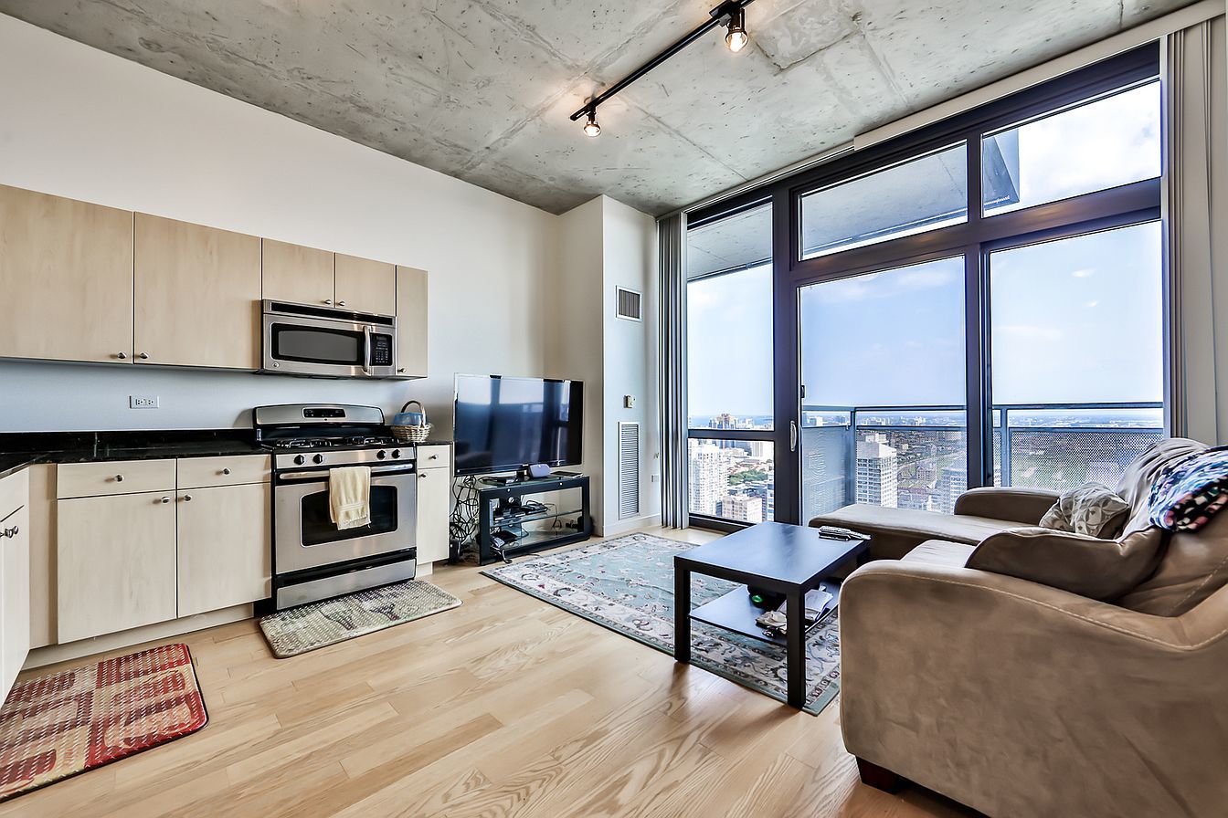 235 W Van Buren Street Unit: 4309