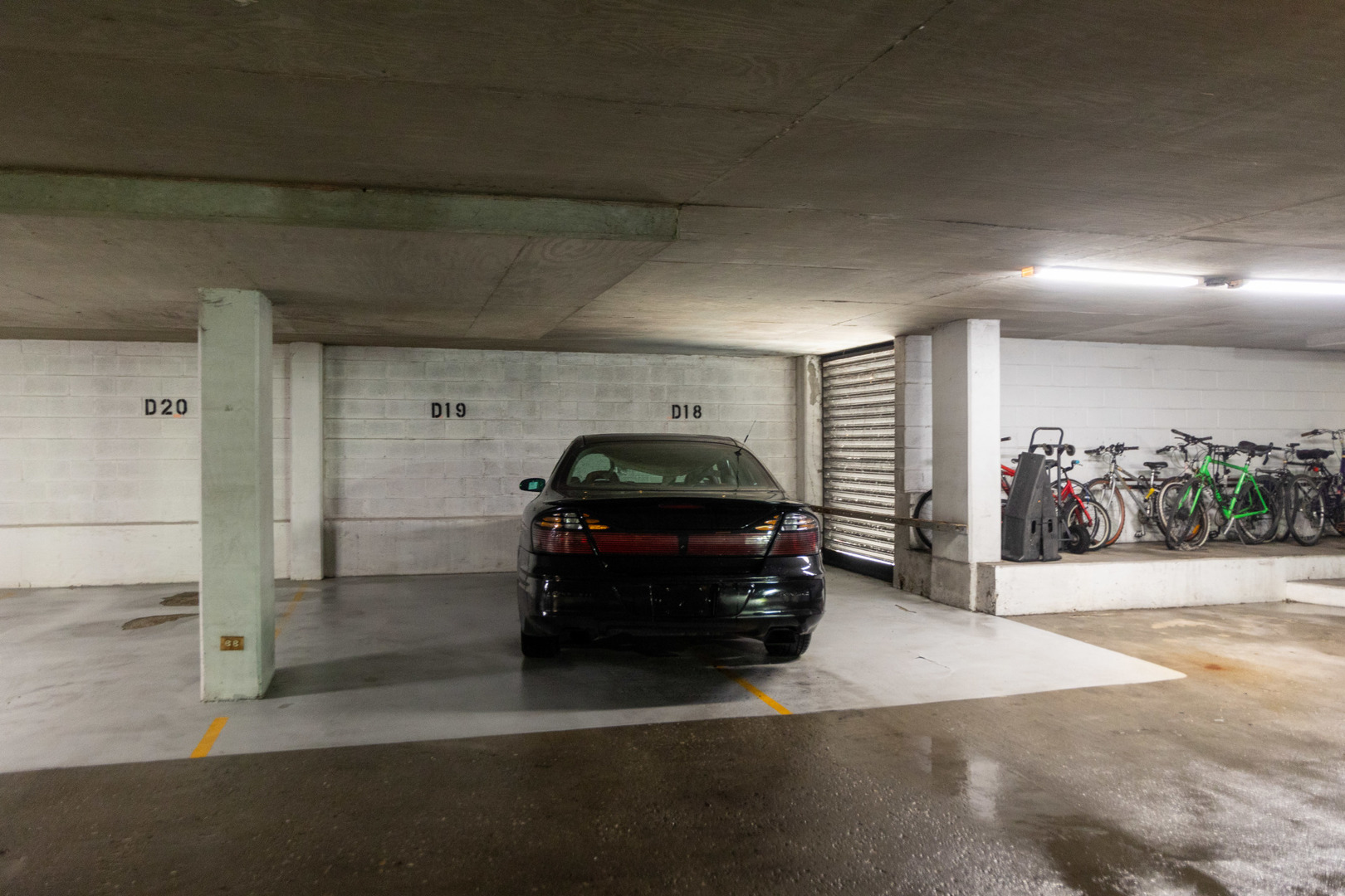 5320 N Sheridan Road Unit: 1302