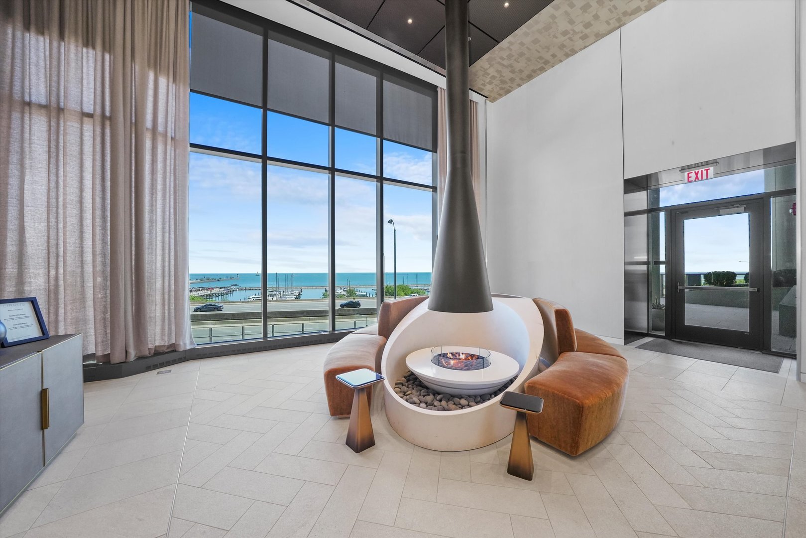 211 N Harbor Drive Unit: 807