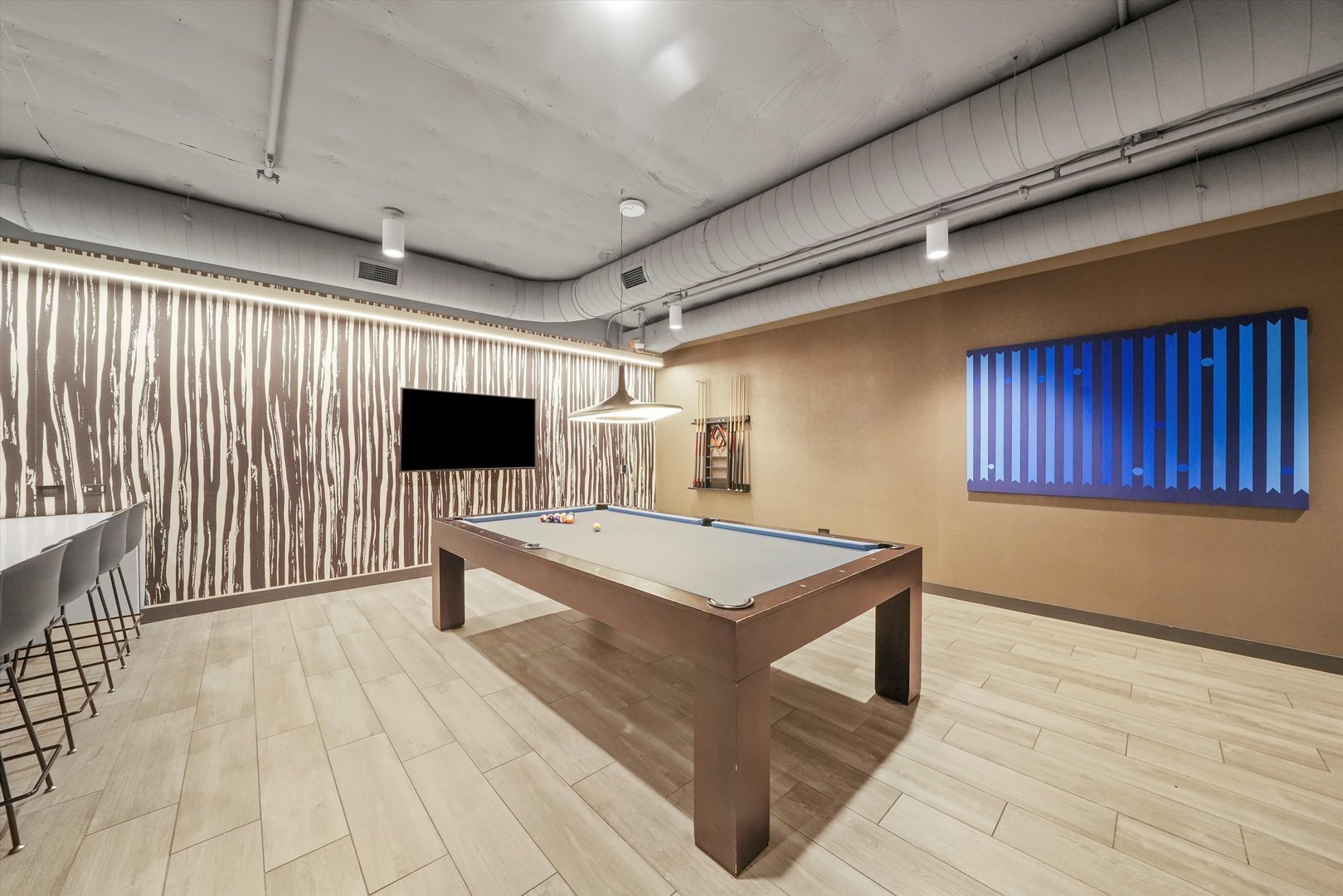 211 N Harbor Drive Unit: 807