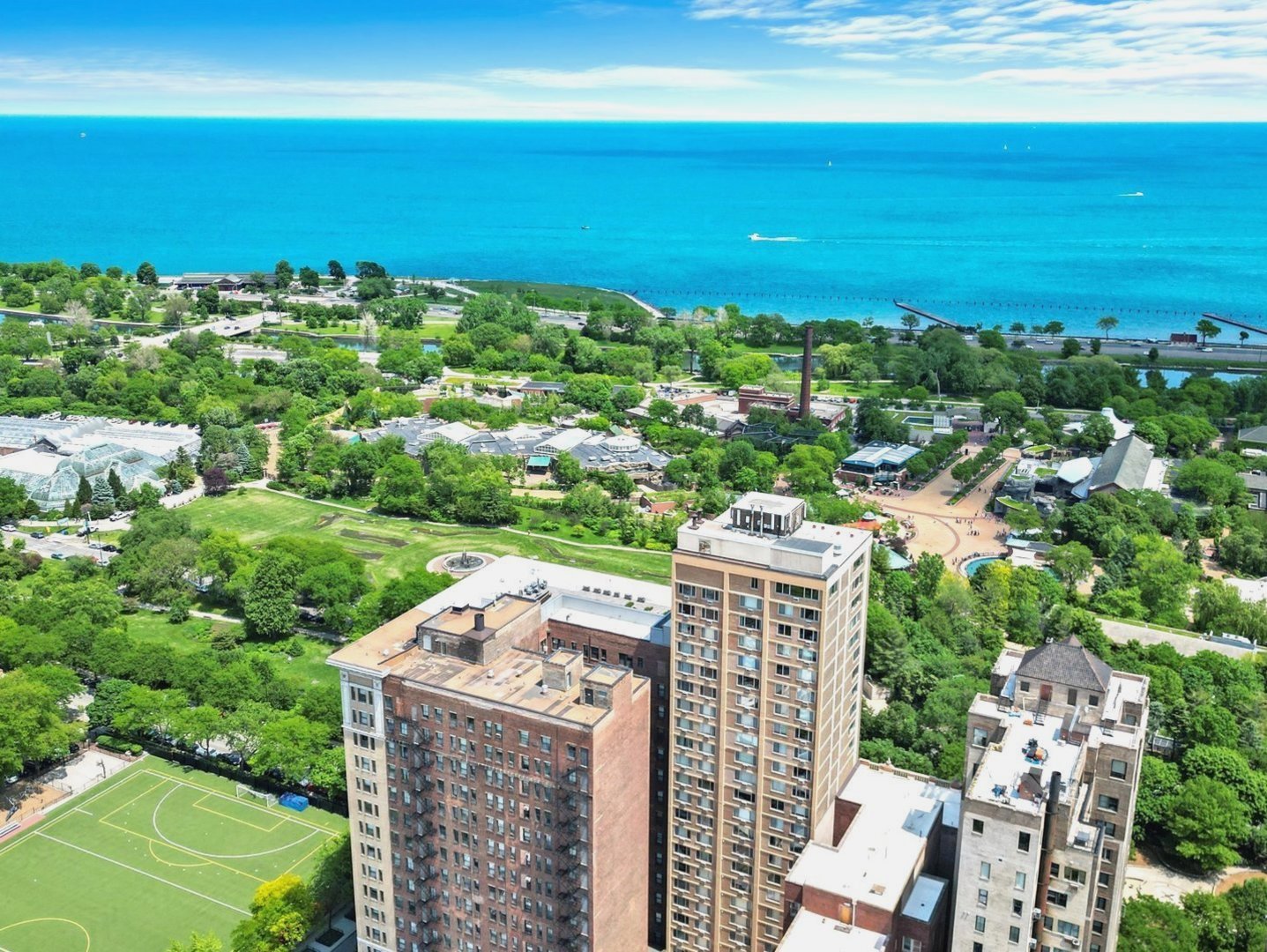 2128 N Hudson Avenue Unit: 102