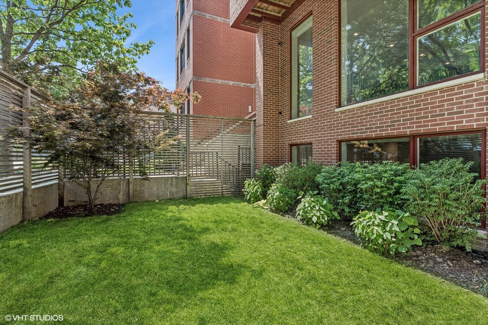 1104 N Marshfield Avenue Unit: 2