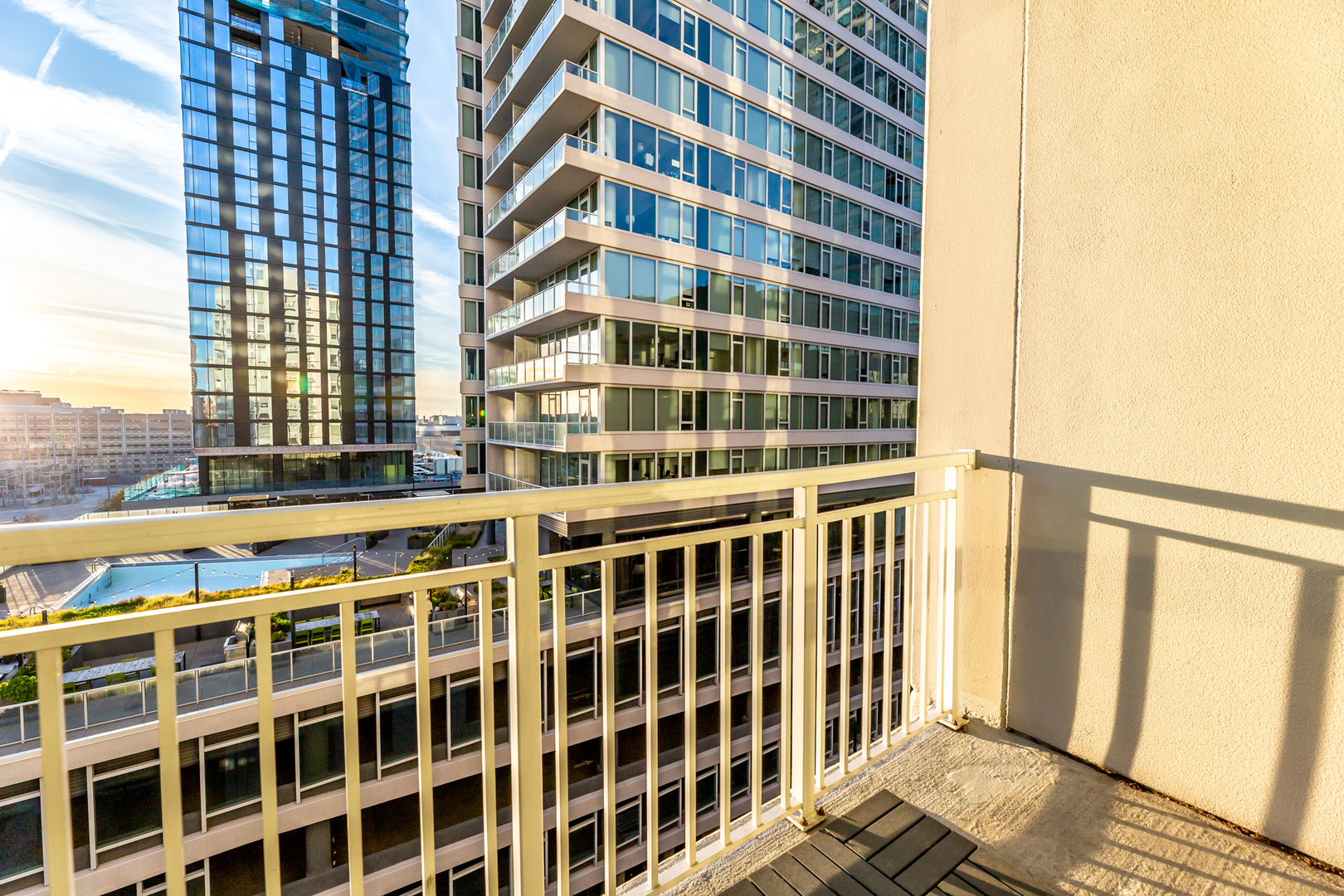 170 W Polk Street Unit: 903