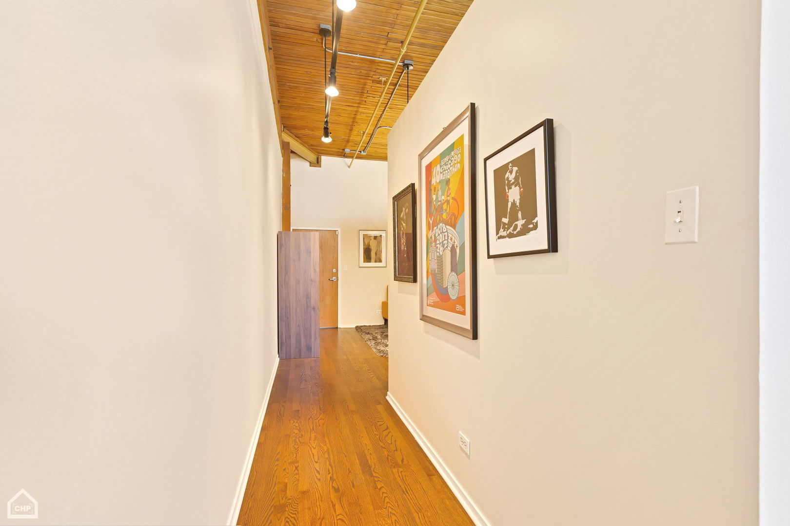 1801 S Michigan Avenue Unit: 404