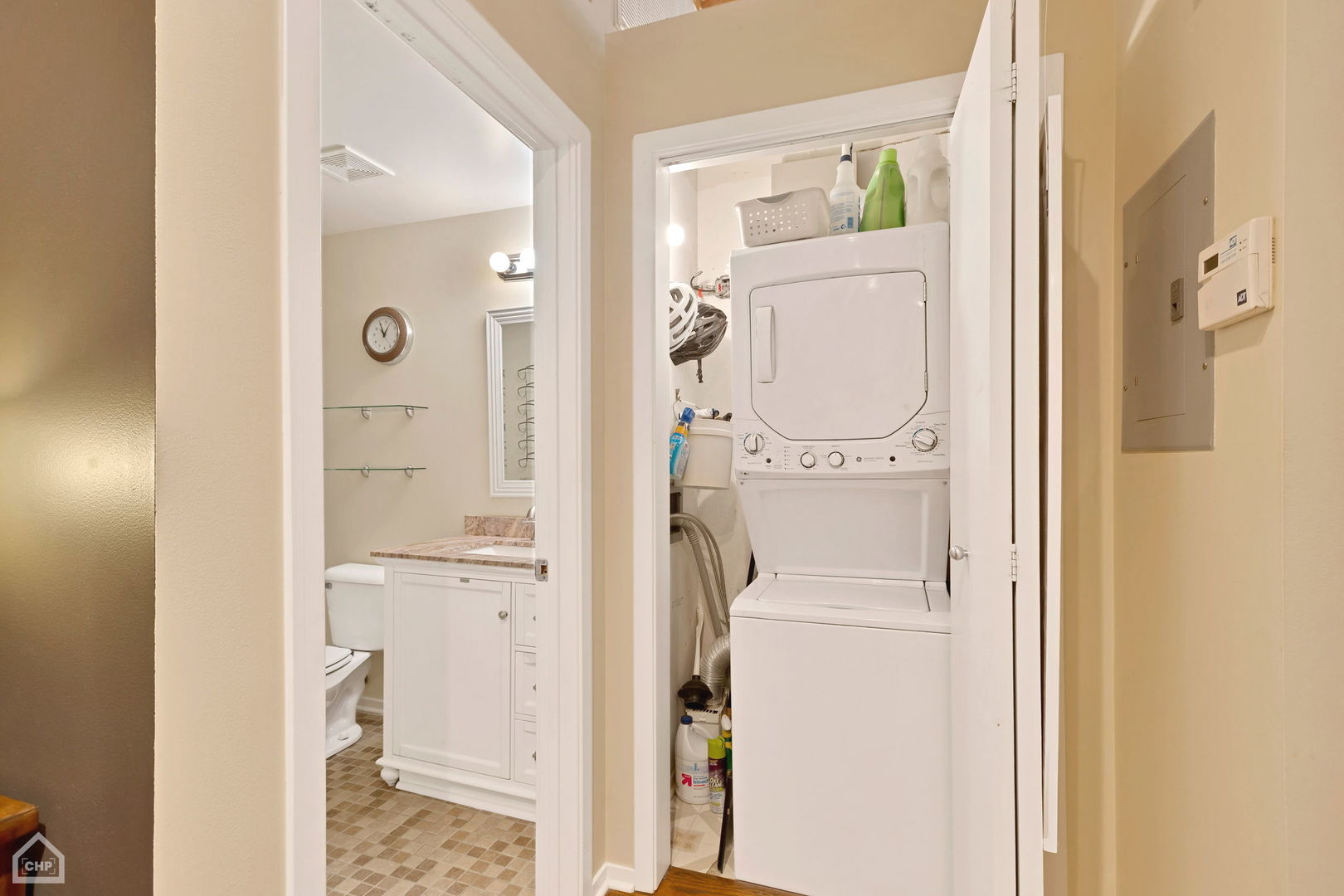 1801 S Michigan Avenue Unit: 404