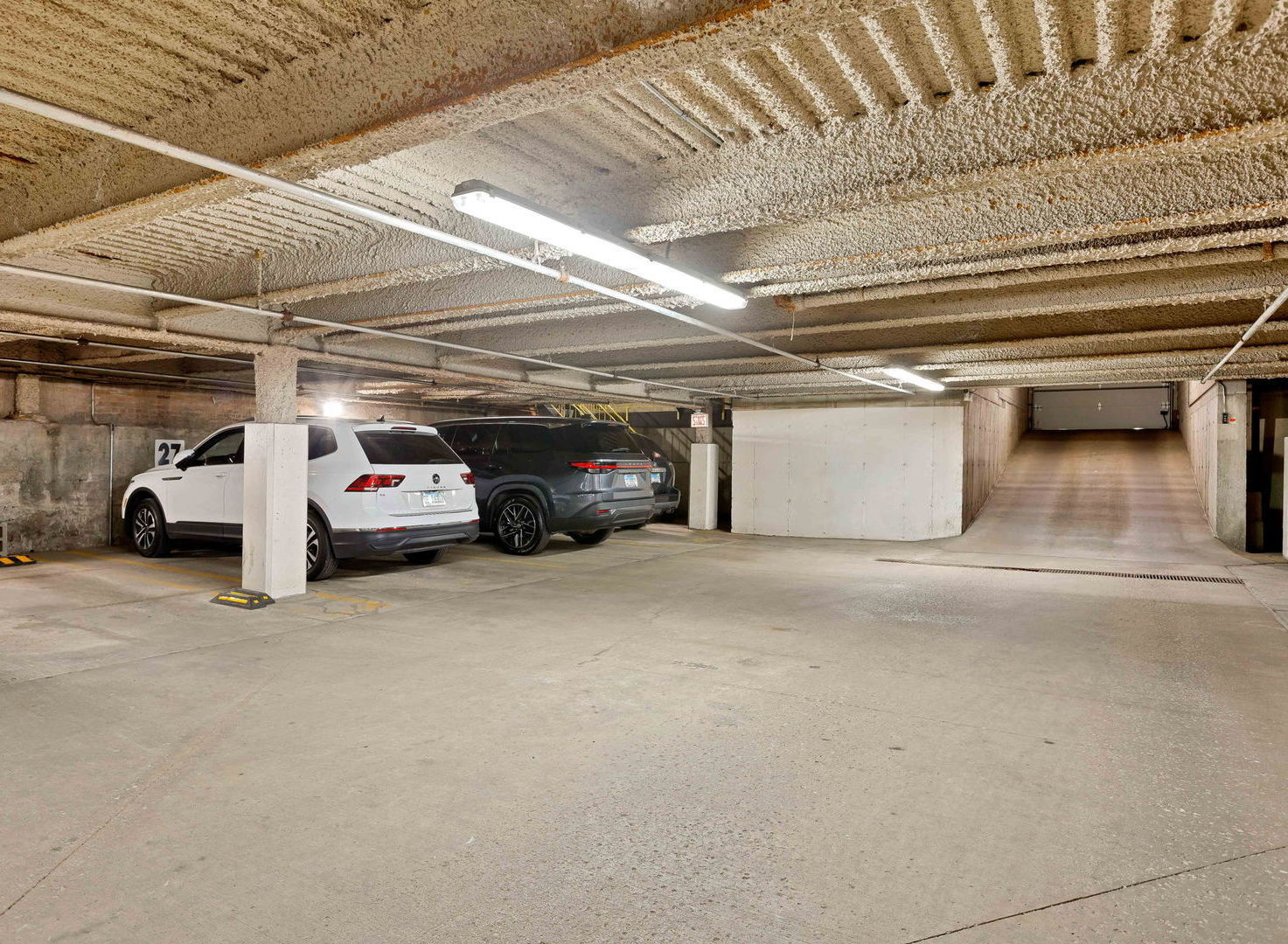 1801 S Michigan Avenue Unit: 404