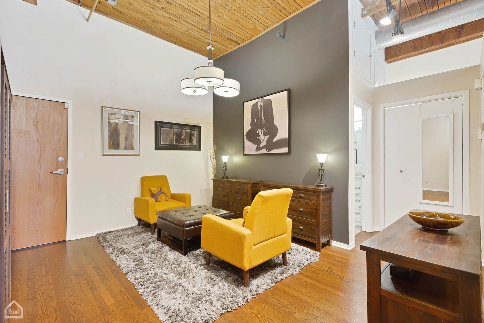 1801 S Michigan Avenue Unit: 404