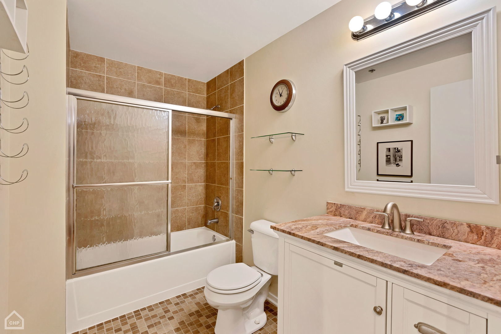 1801 S Michigan Avenue Unit: 404