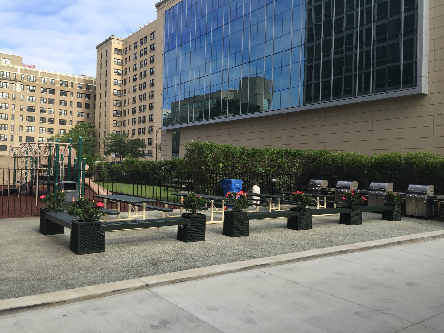 340 W Diversey Parkway Unit: 715