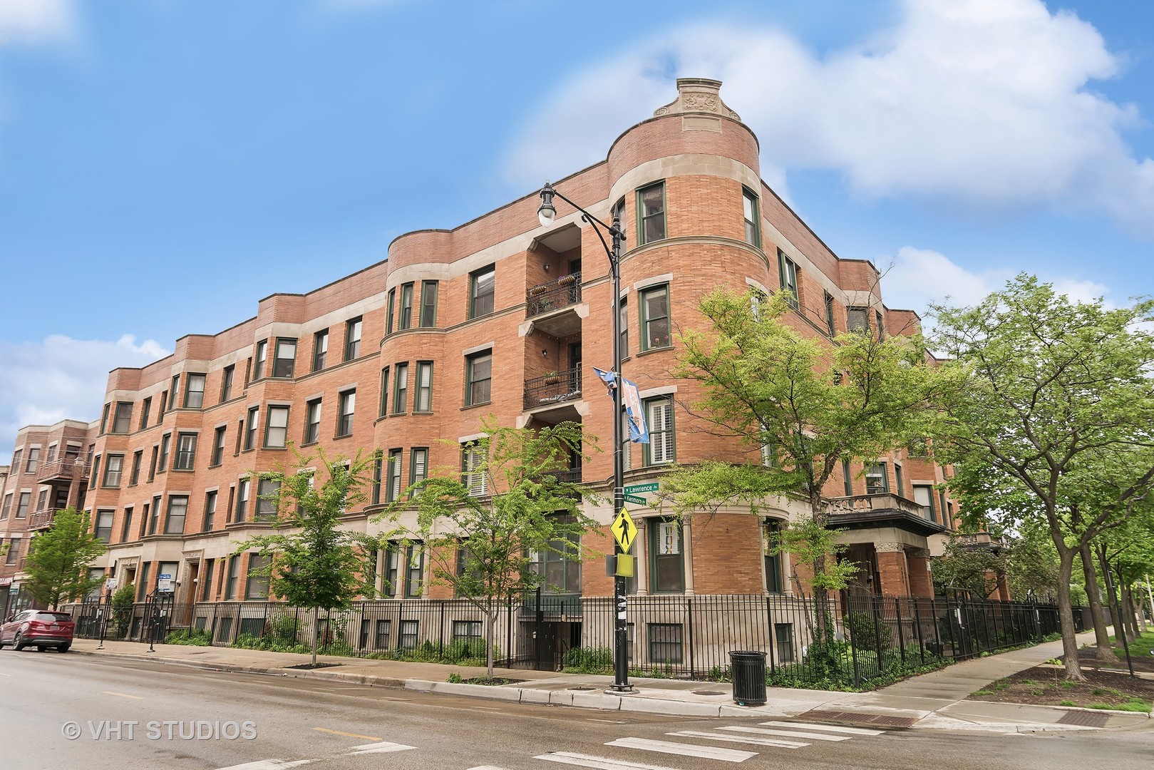 4800 N Kenmore Avenue Unit: 4