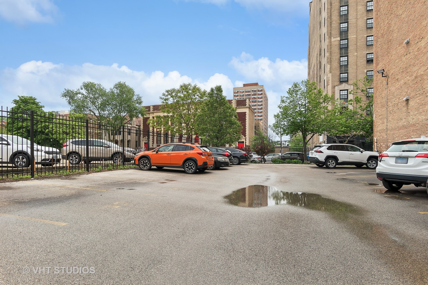 4800 N Kenmore Avenue Unit: 4