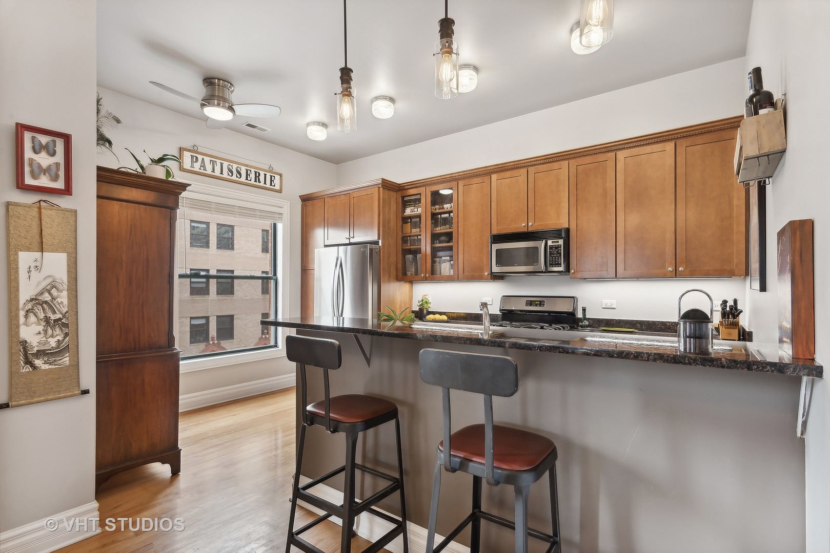 4800 N Kenmore Avenue Unit: 4