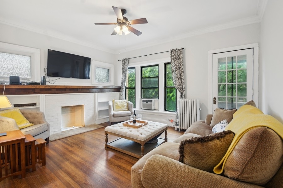 728 W Sheridan Road Unit: 3S