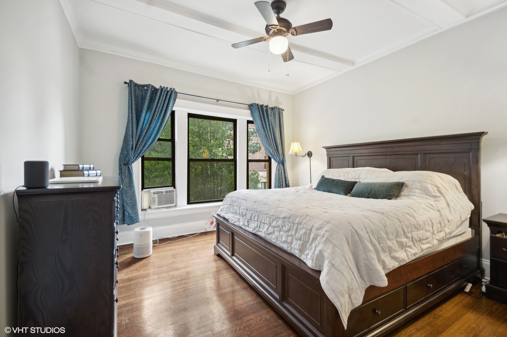 728 W Sheridan Road Unit: 3S