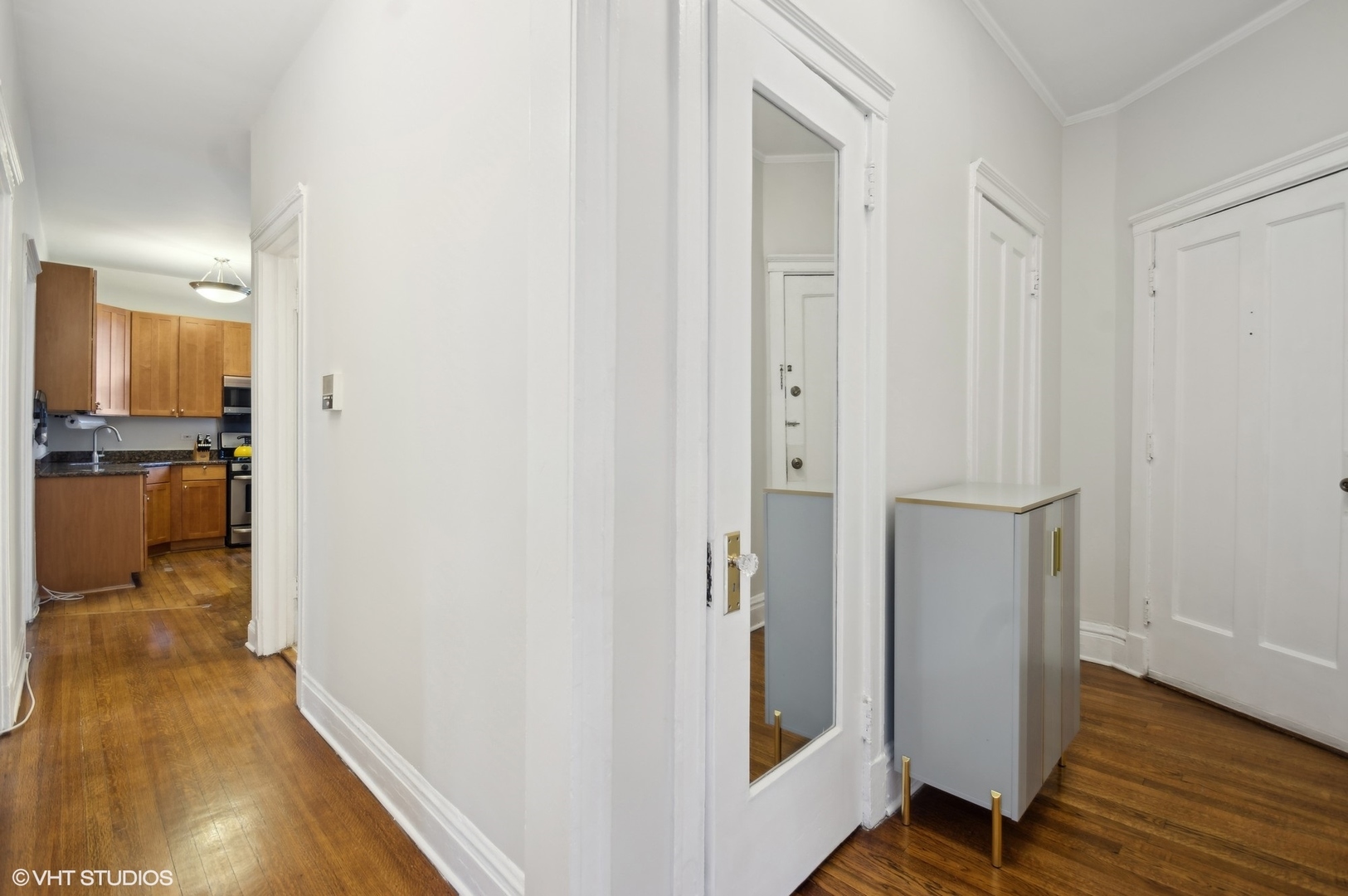 728 W Sheridan Road Unit: 3S