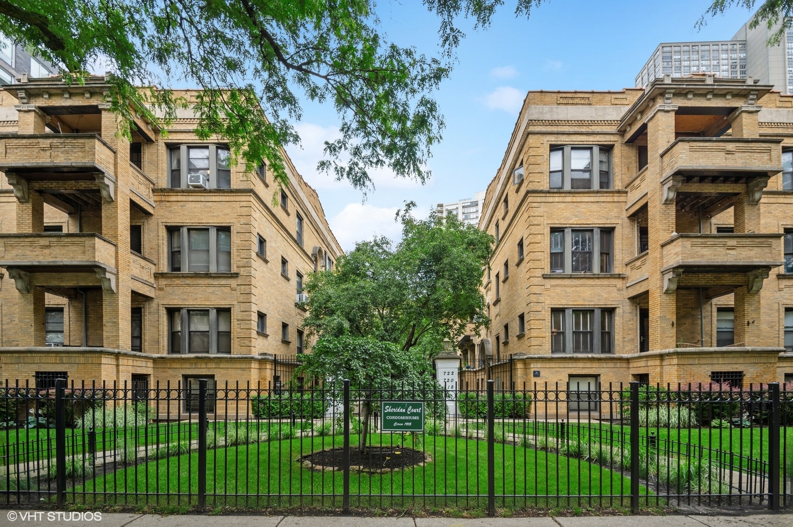 728 W Sheridan Road Unit: 3S