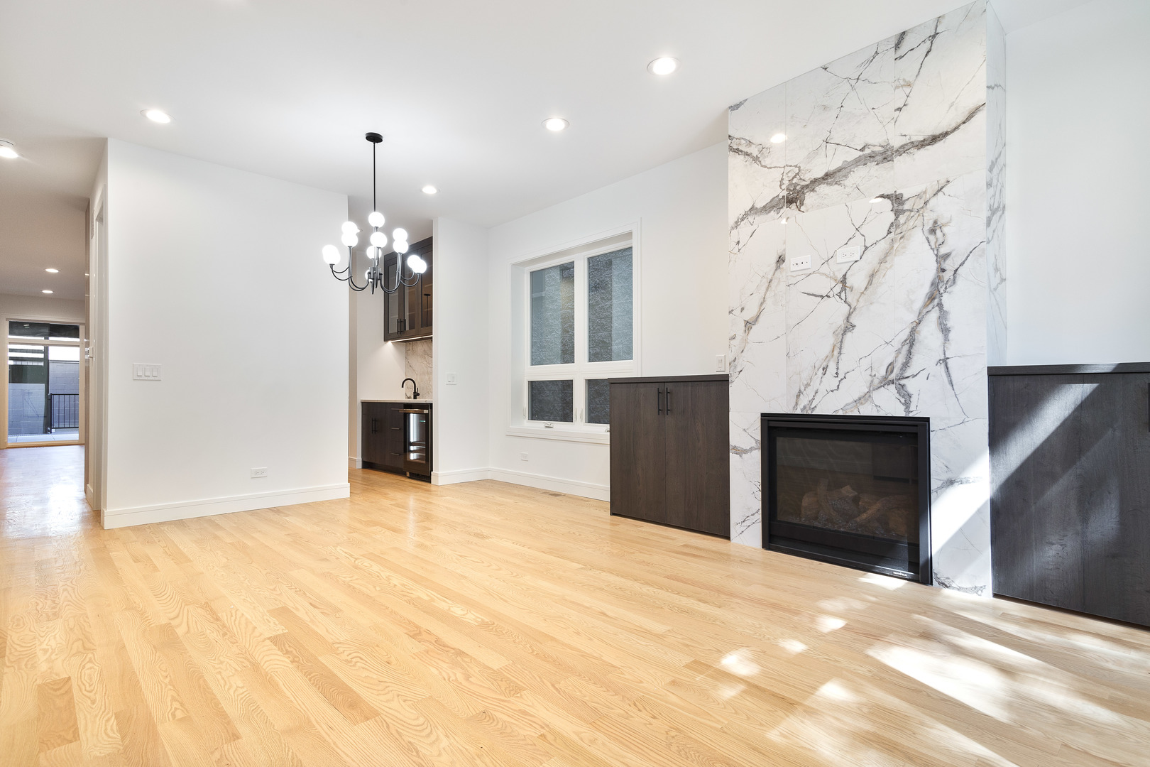 2936 N Damen Avenue Unit: 1