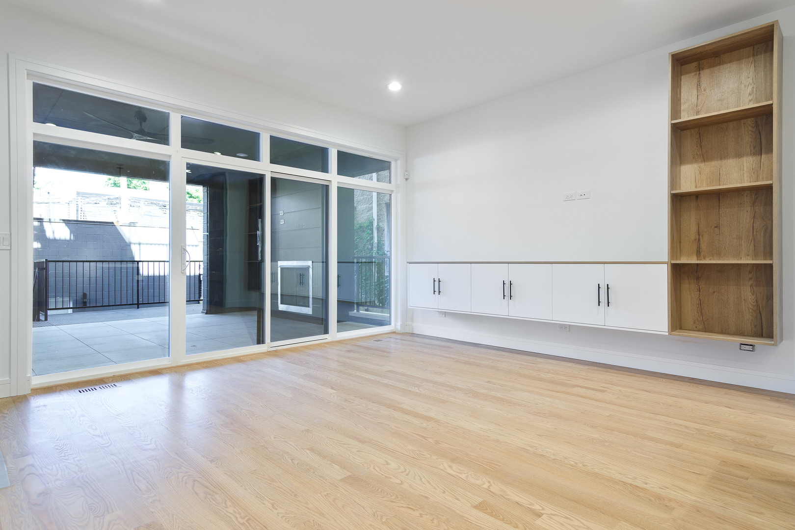 2936 N Damen Avenue Unit: 1