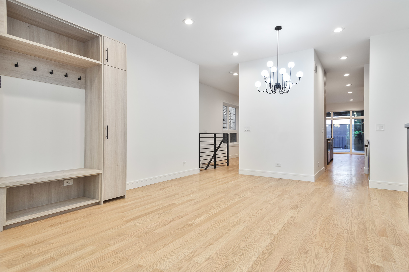 2936 N Damen Avenue Unit: 1