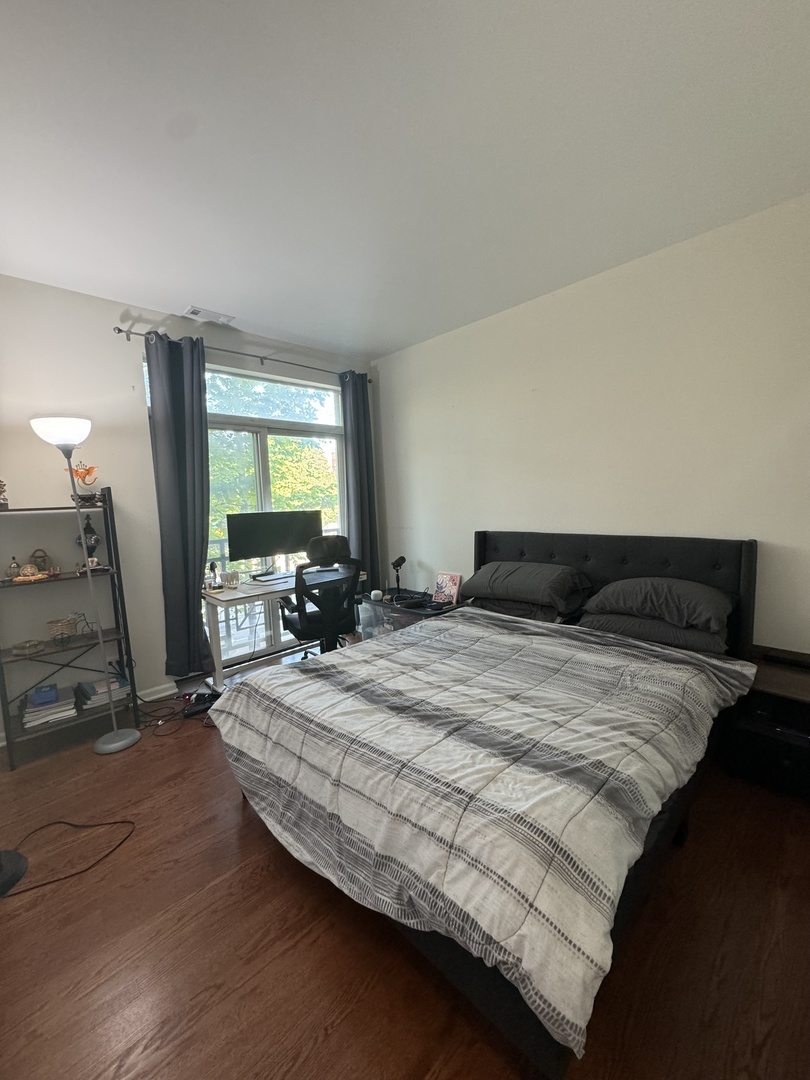 802 W University Lane Unit: 2B