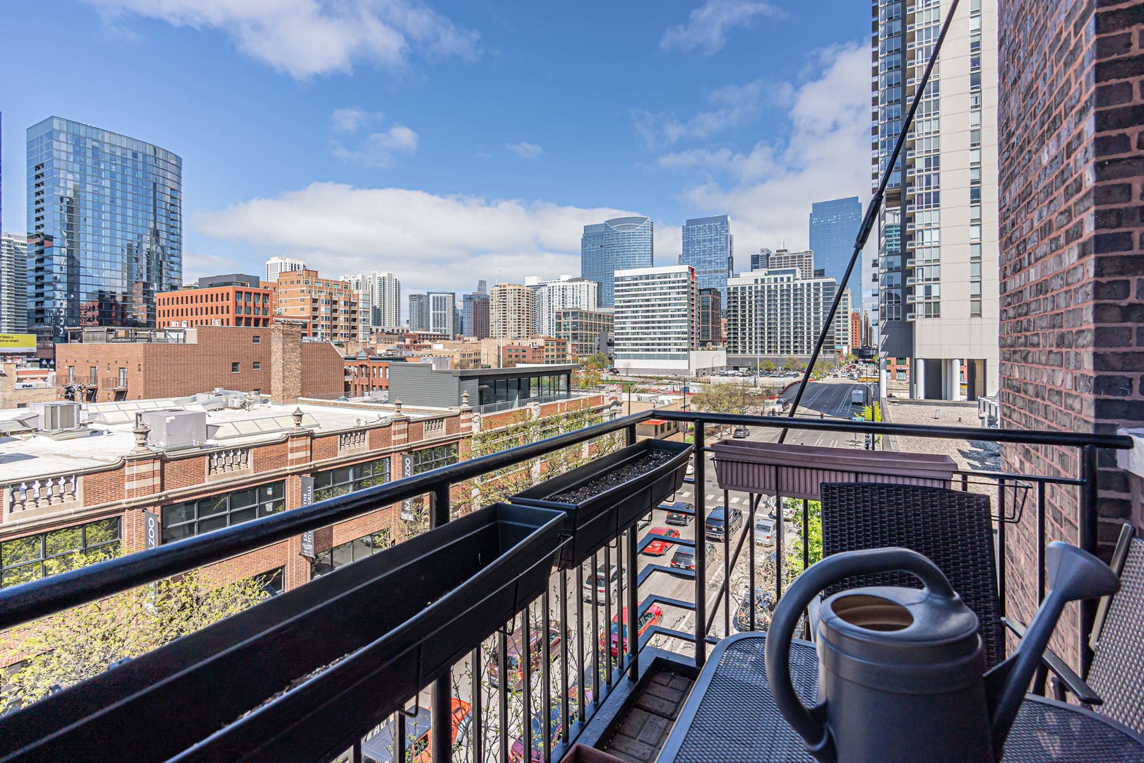 817 W Washington Boulevard Unit: 404