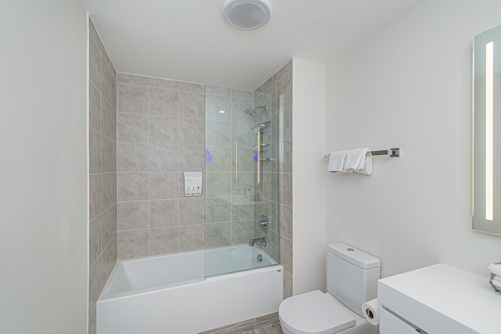 817 W Washington Boulevard Unit: 404