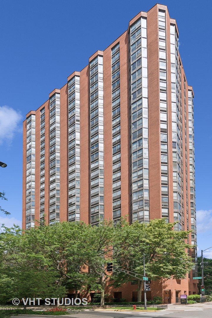 899 S PLYMOUTH Court Unit: 1808