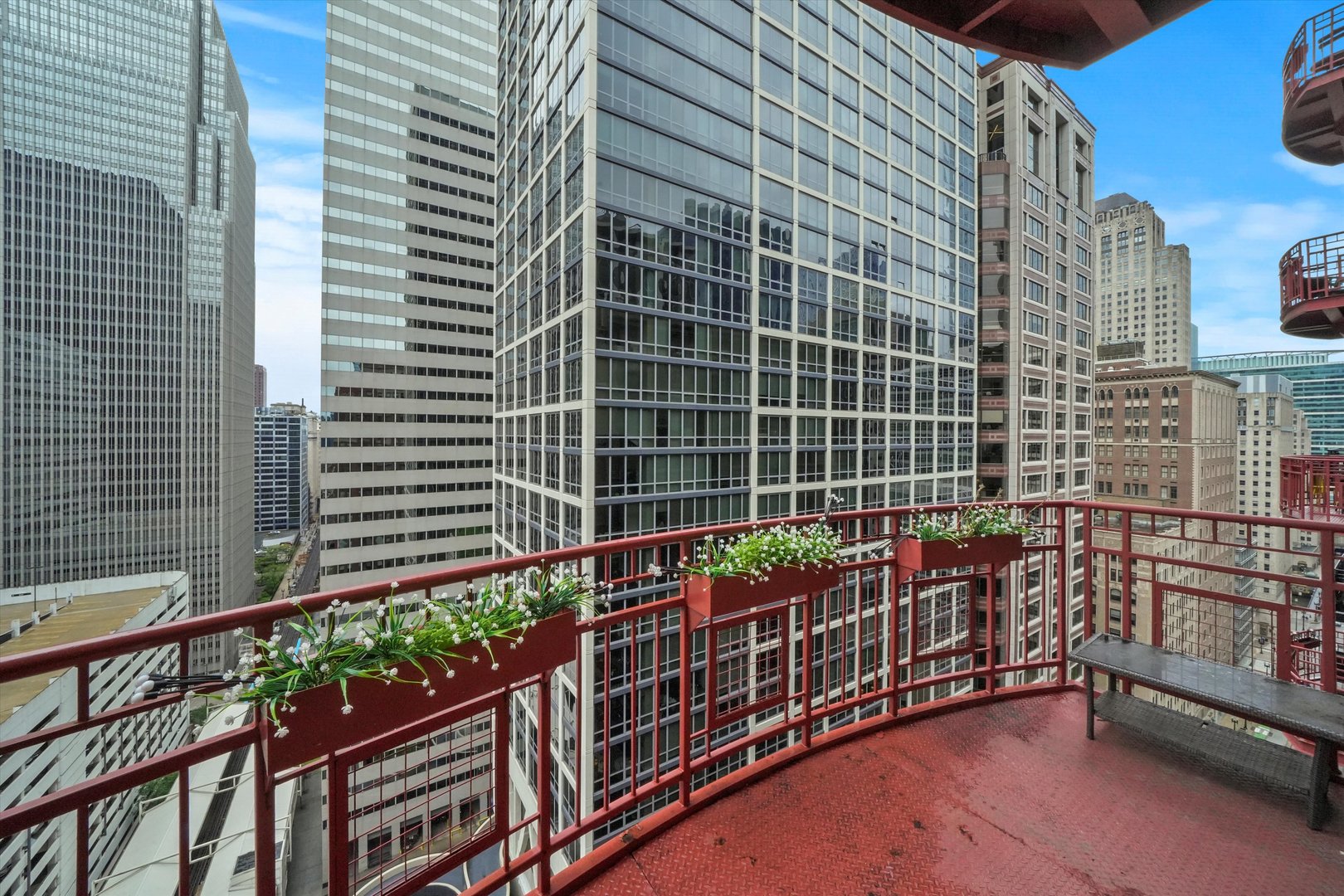 208 W Washington Street Unit: 1911