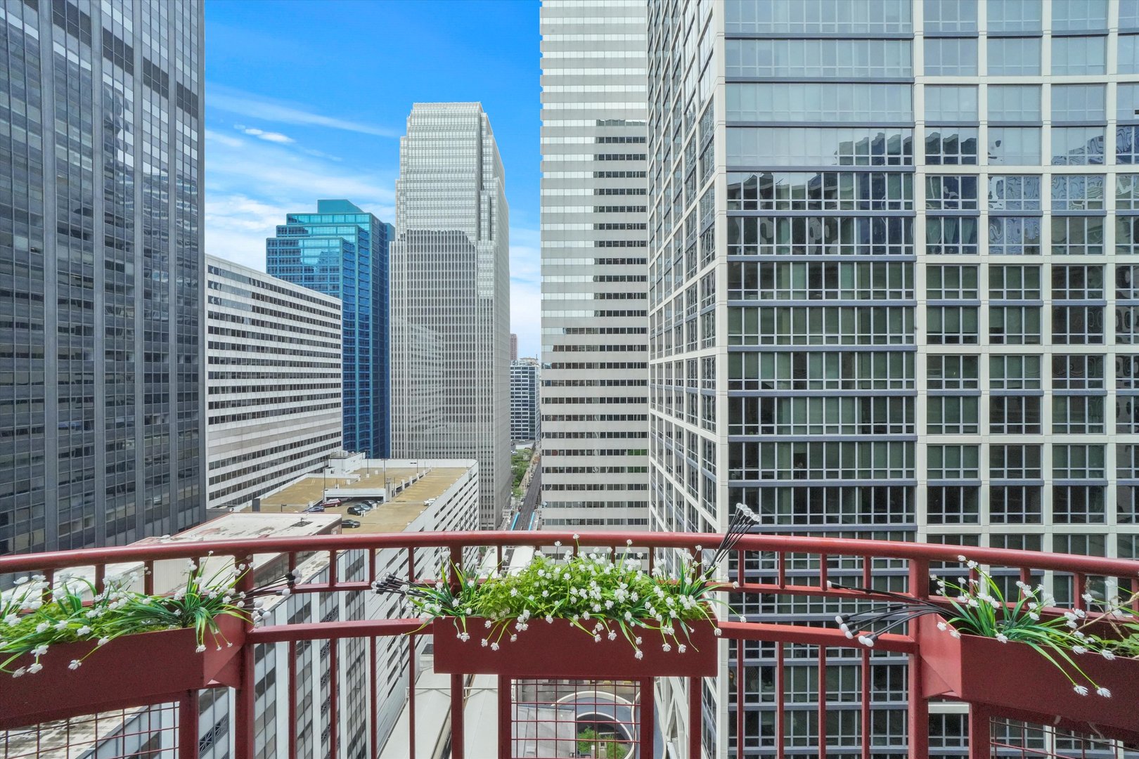 208 W Washington Street Unit: 1911