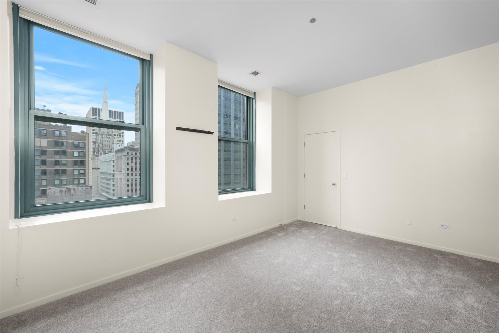 208 W Washington Street Unit: 1911