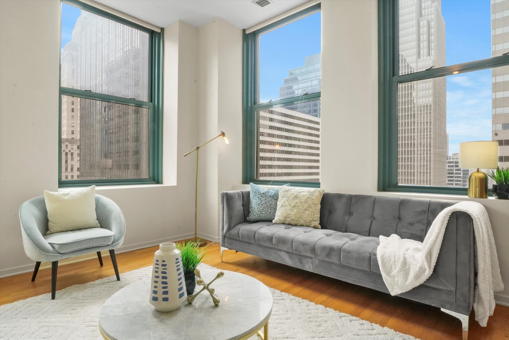 208 W Washington Street Unit: 1911