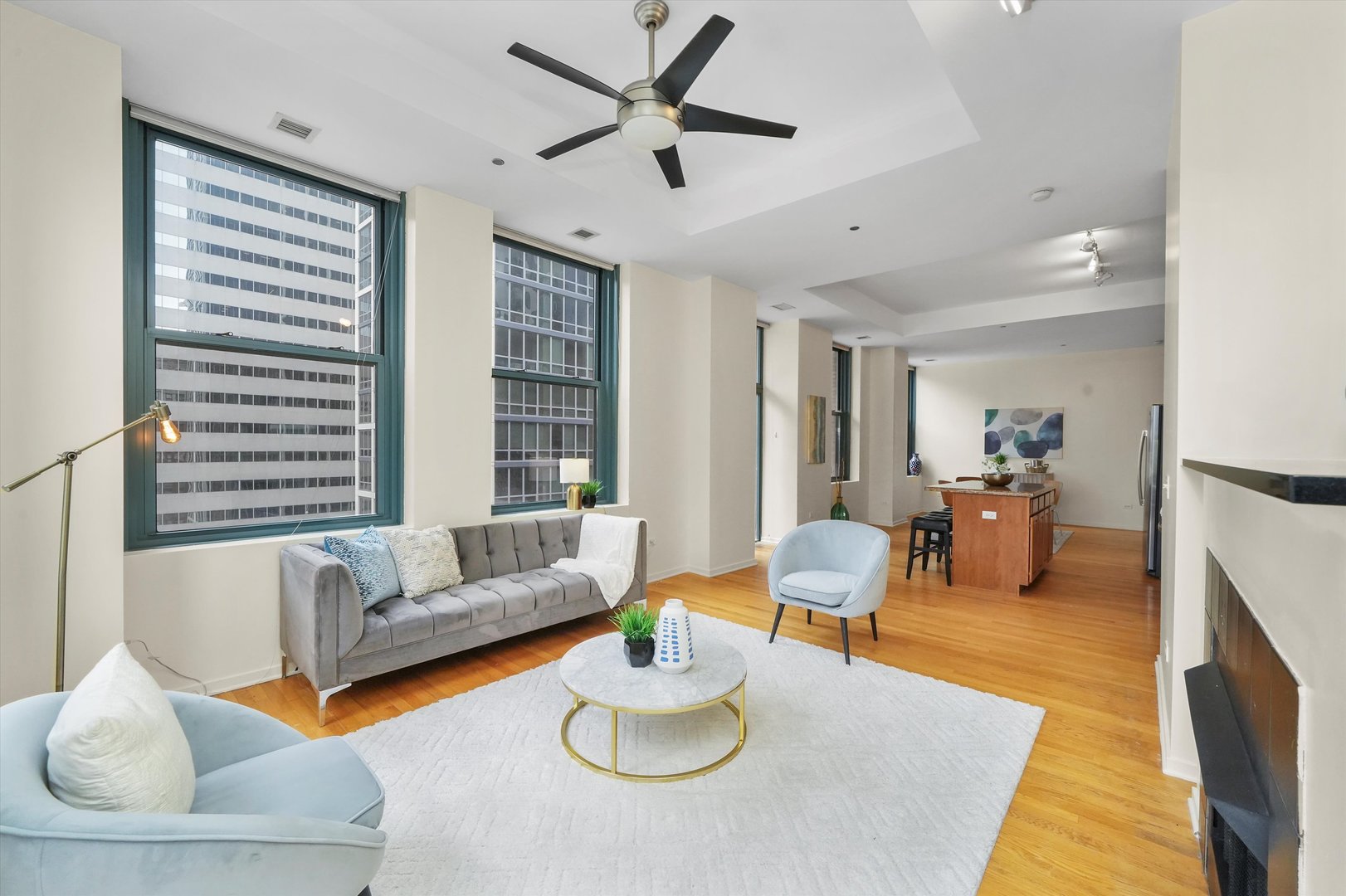 208 W Washington Street Unit: 1911