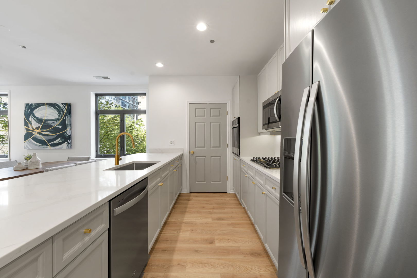 33 W HURON Street Unit: 310