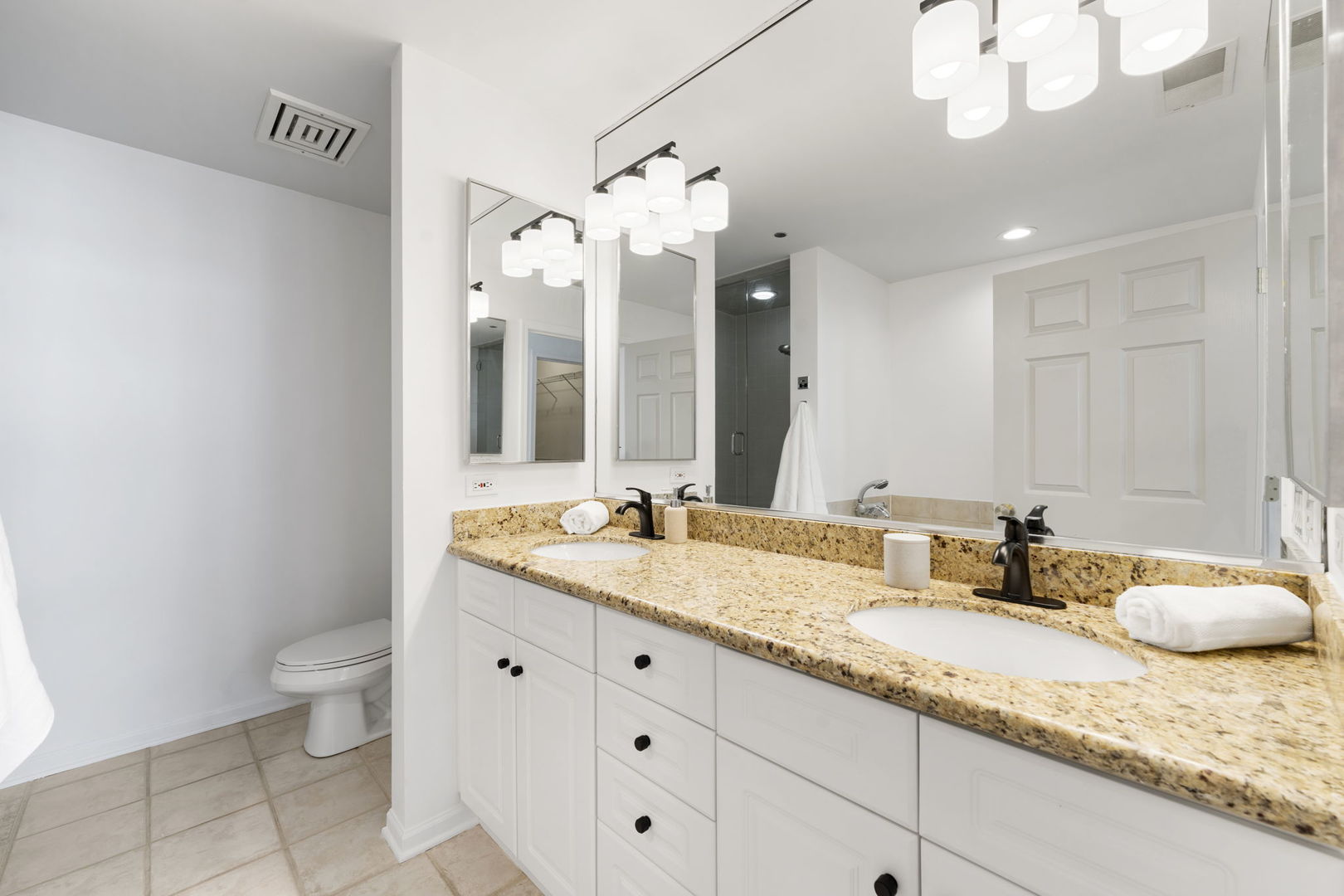 33 W HURON Street Unit: 310