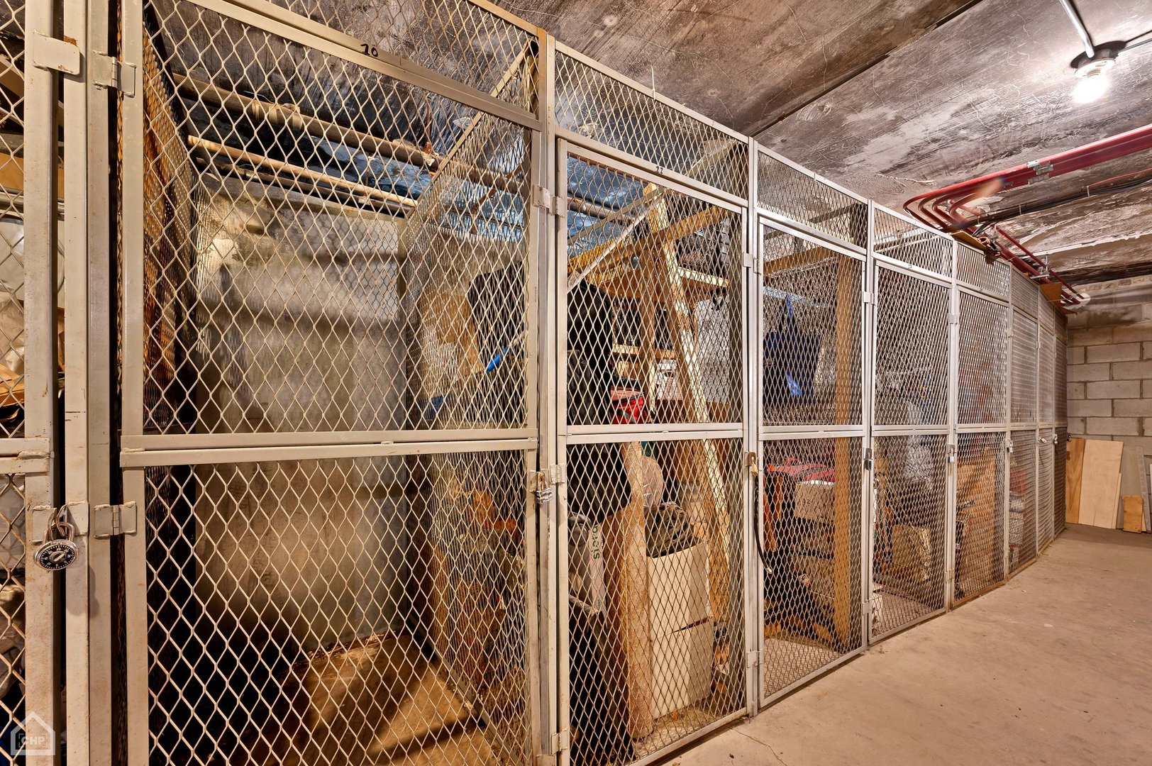 559 W Surf Street Unit: 605