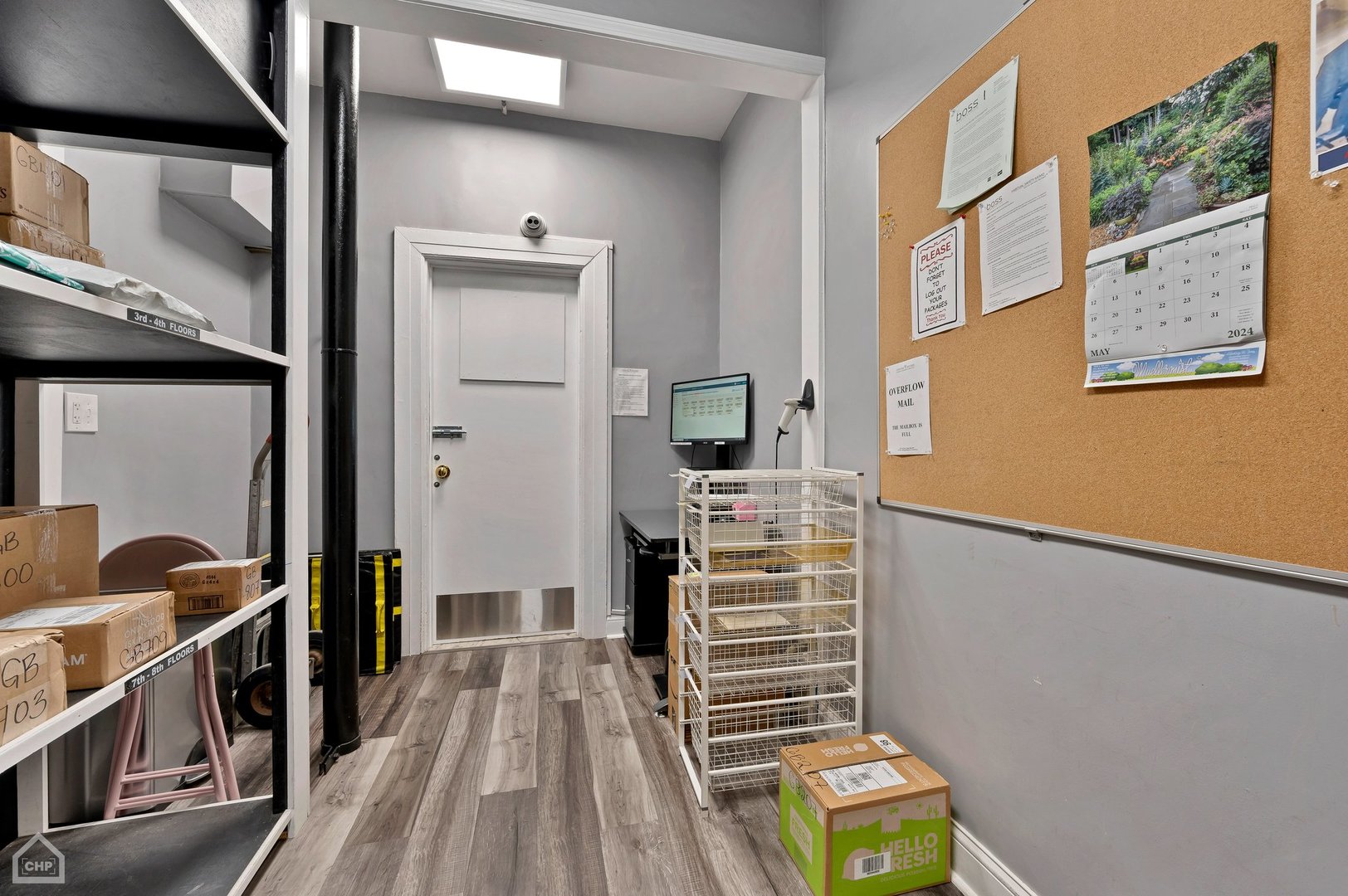 559 W Surf Street Unit: 605