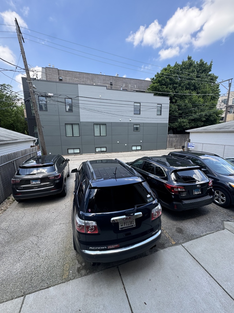 1254 W DIVERSEY Parkway Unit: 1