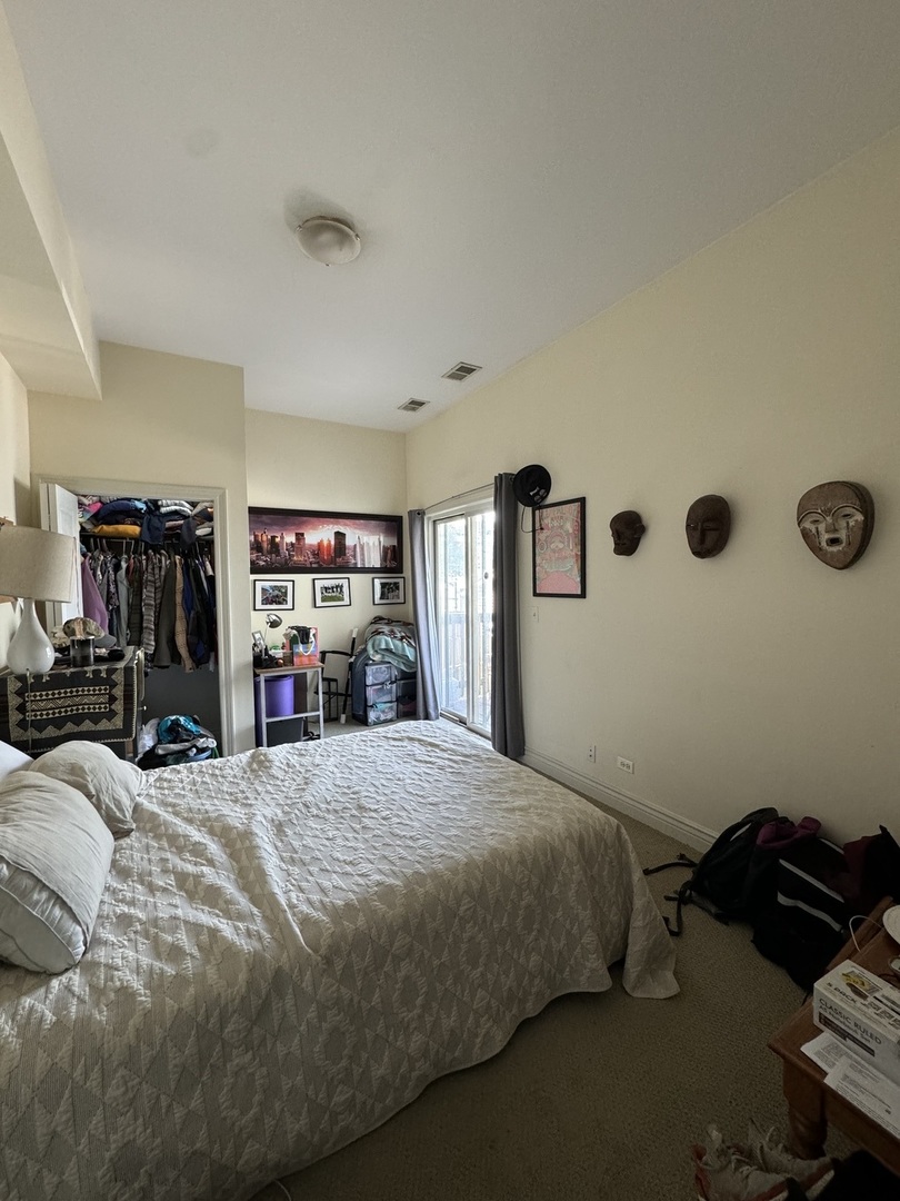 1254 W DIVERSEY Parkway Unit: 1