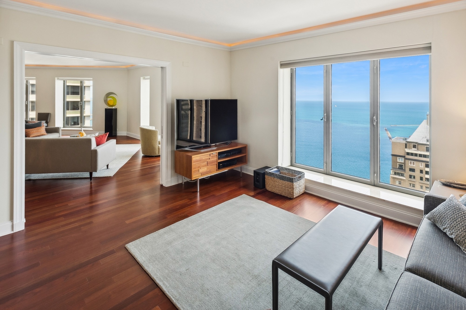 950 N Michigan Avenue Unit: 3602