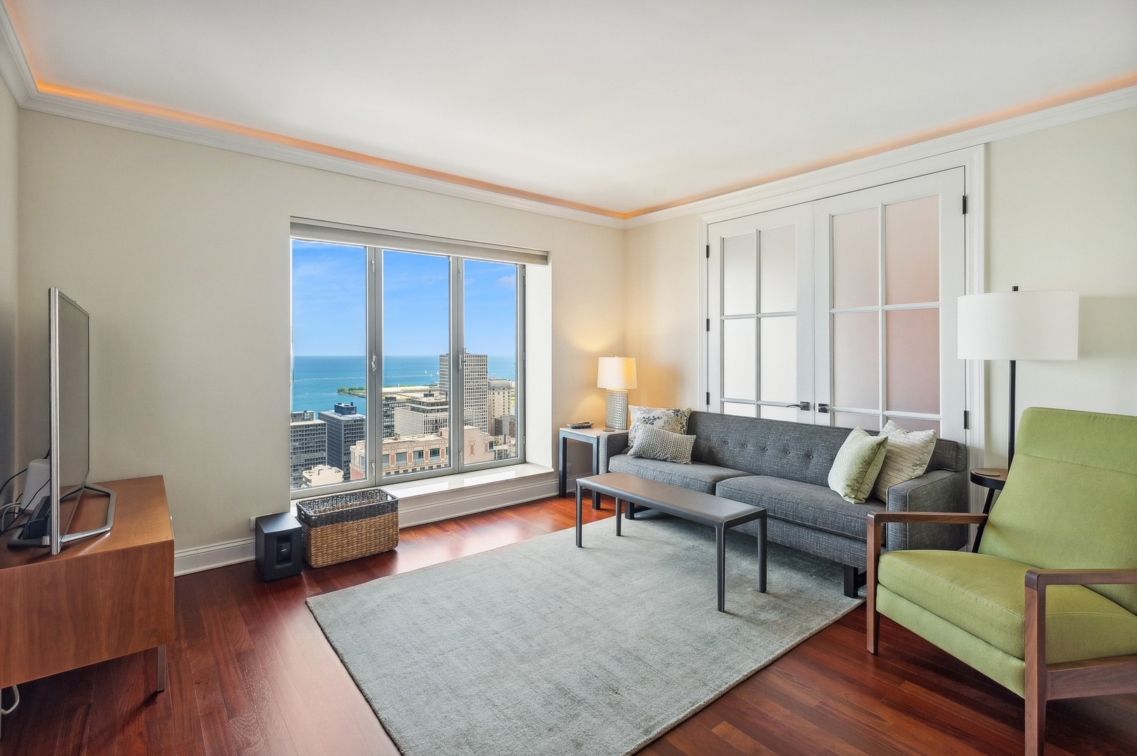950 N Michigan Avenue Unit: 3602
