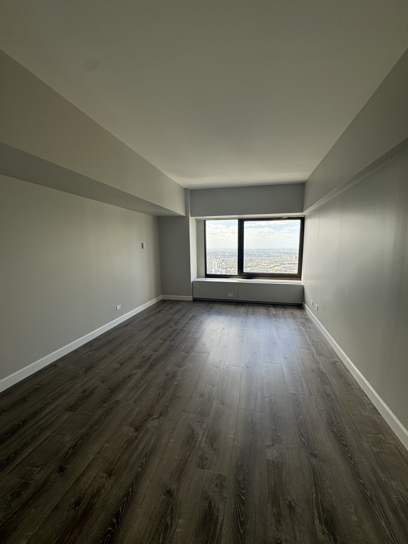 175 E Delaware Place Unit: 6512