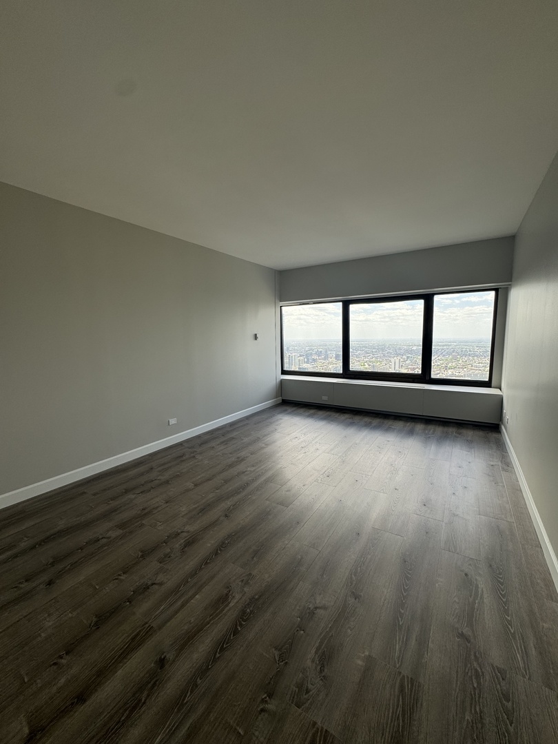 175 E Delaware Place Unit: 6512