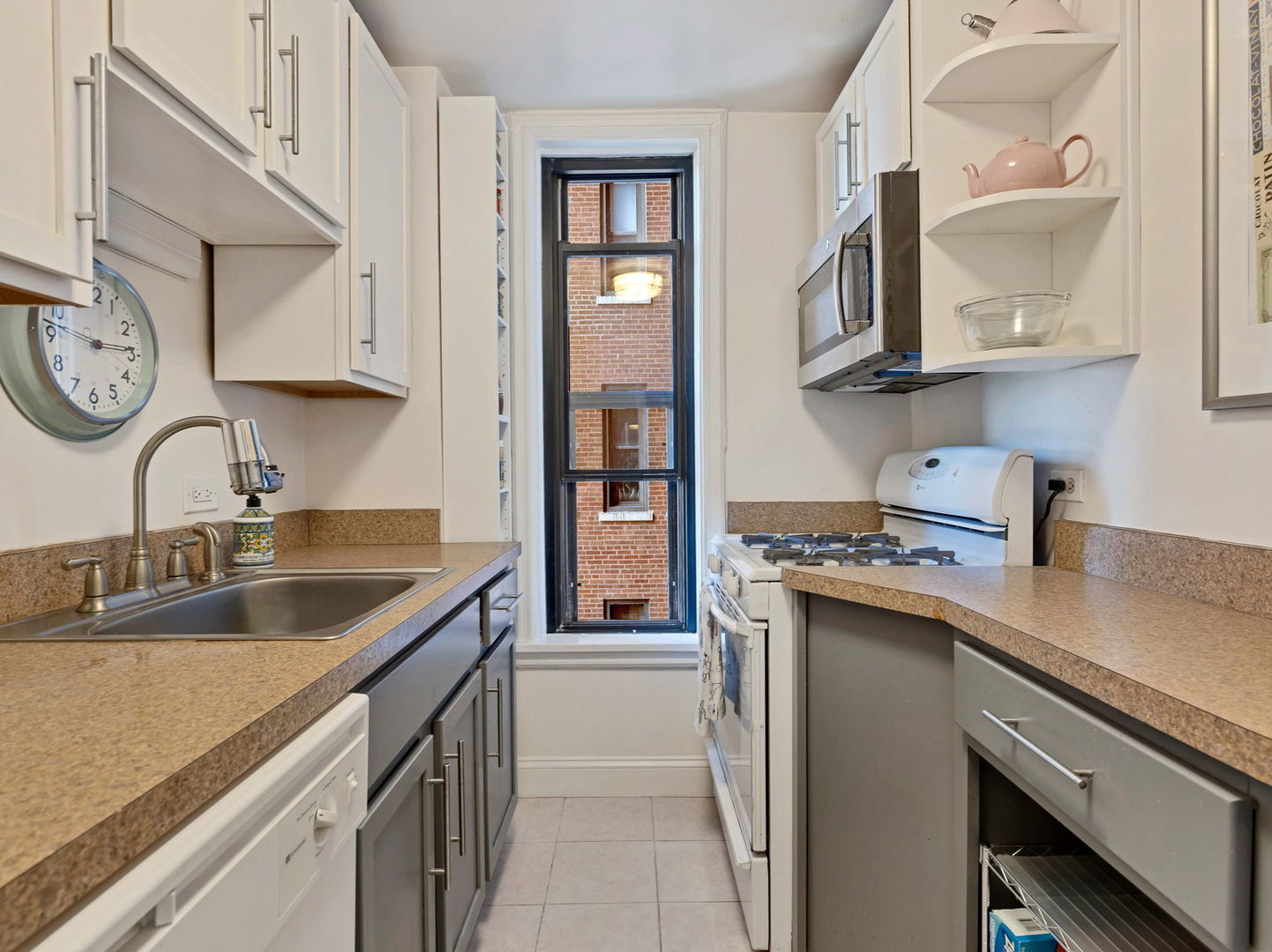 5300 S South Shore Drive Unit: 37