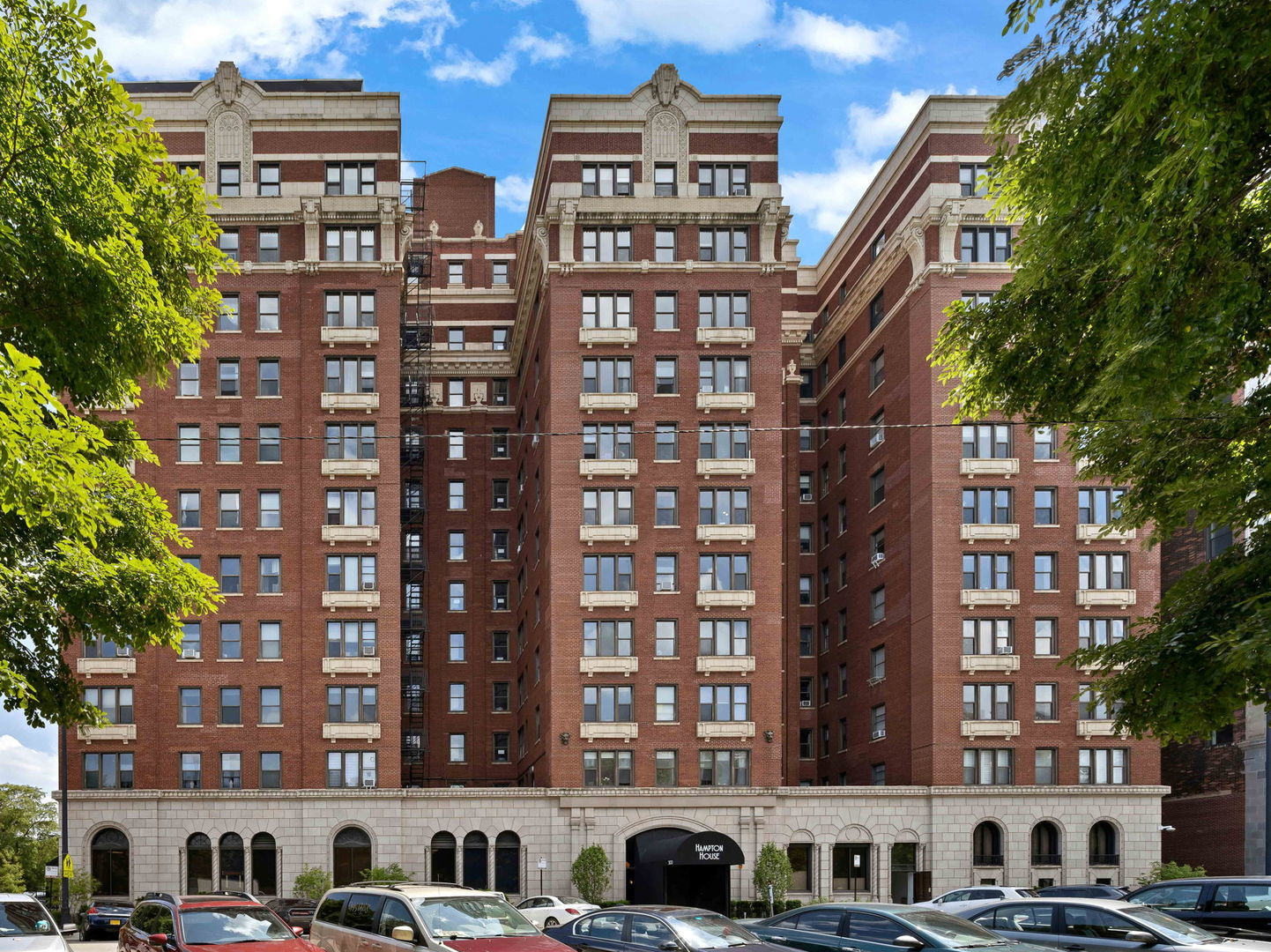 5300 S South Shore Drive Unit: 37