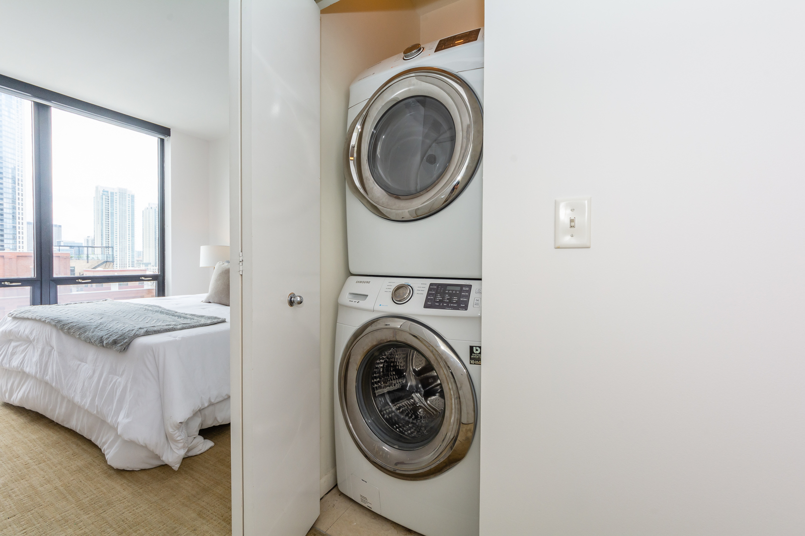 435 W Erie Street Unit: 1103