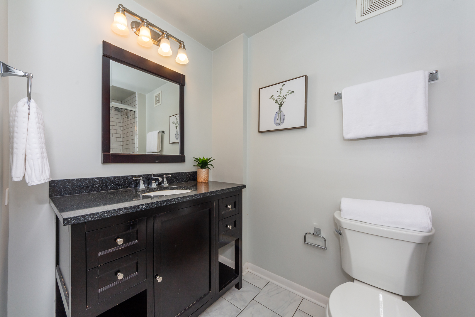 435 W Erie Street Unit: 1103