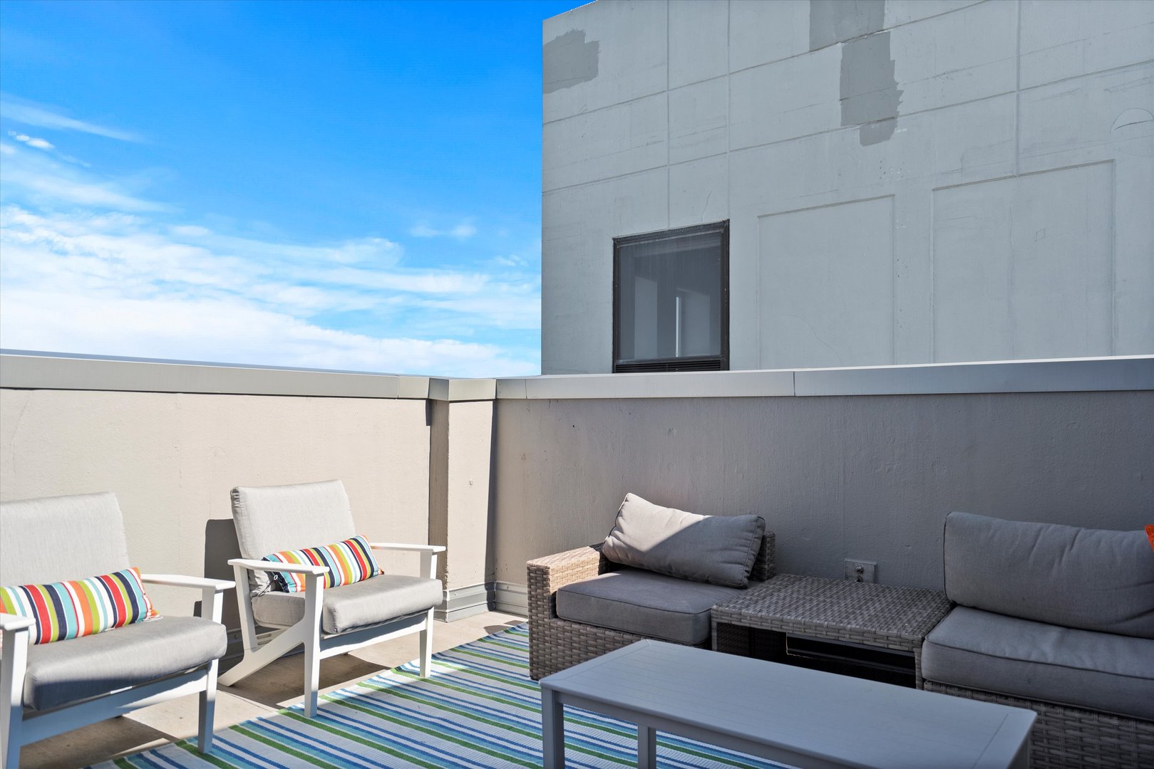 1110 N Lake Shore Drive Unit: 5N