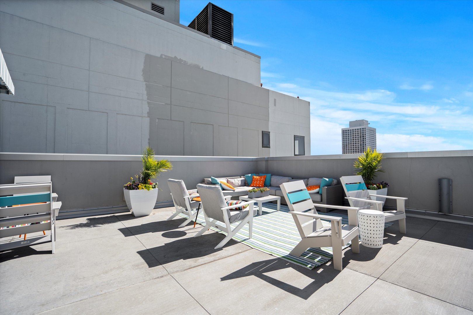 1110 N Lake Shore Drive Unit: 5N