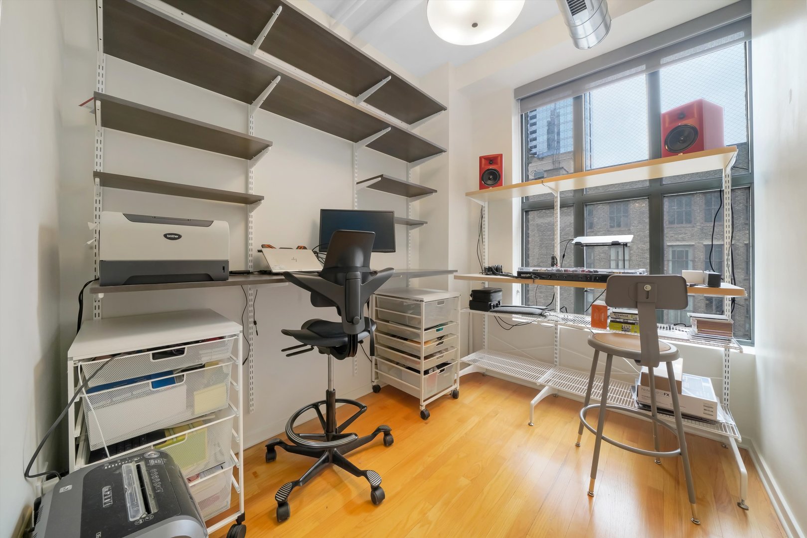 6 E Monroe Street Unit: 1503