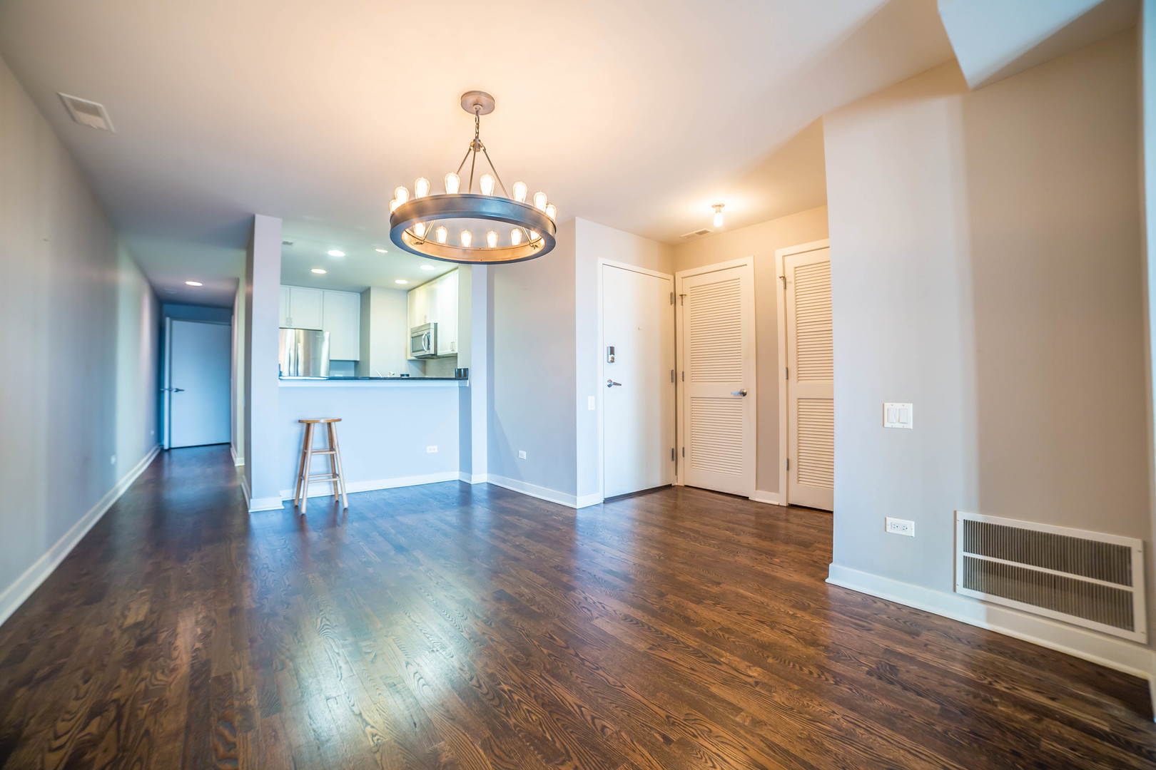 1515 N Wells Street Unit: 6A